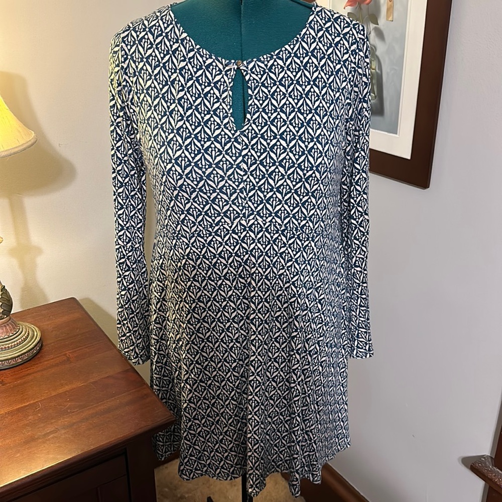 Xhilaration Keyhole Dress